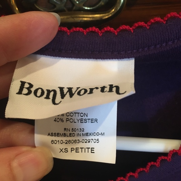 Red Hat Society Cotton blend top & accessories - Picture 2 of 16